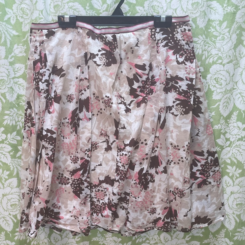 🏝️Big $10 Sale!🏝️Liz & Co Pleated Skirt Khaki & Pink